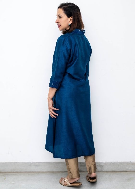 Blue V Neck Slub Silk Long Kurta