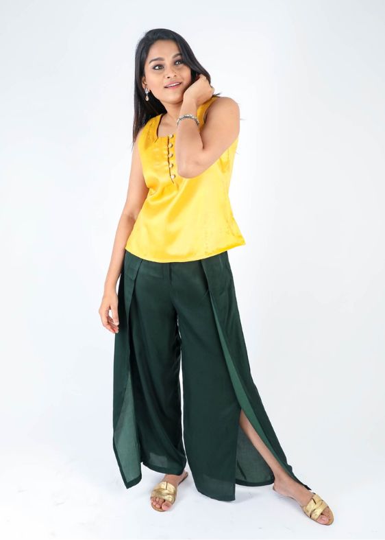 Yellow Sleeveless Tissue Blouse