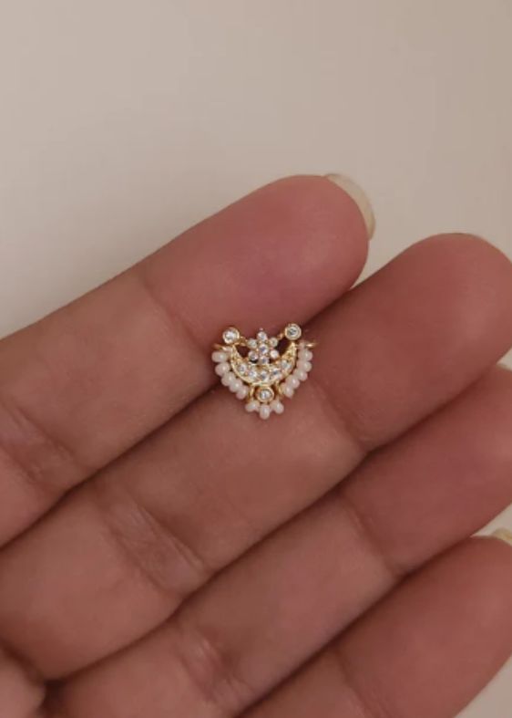 Shivaay Nosepins Gold