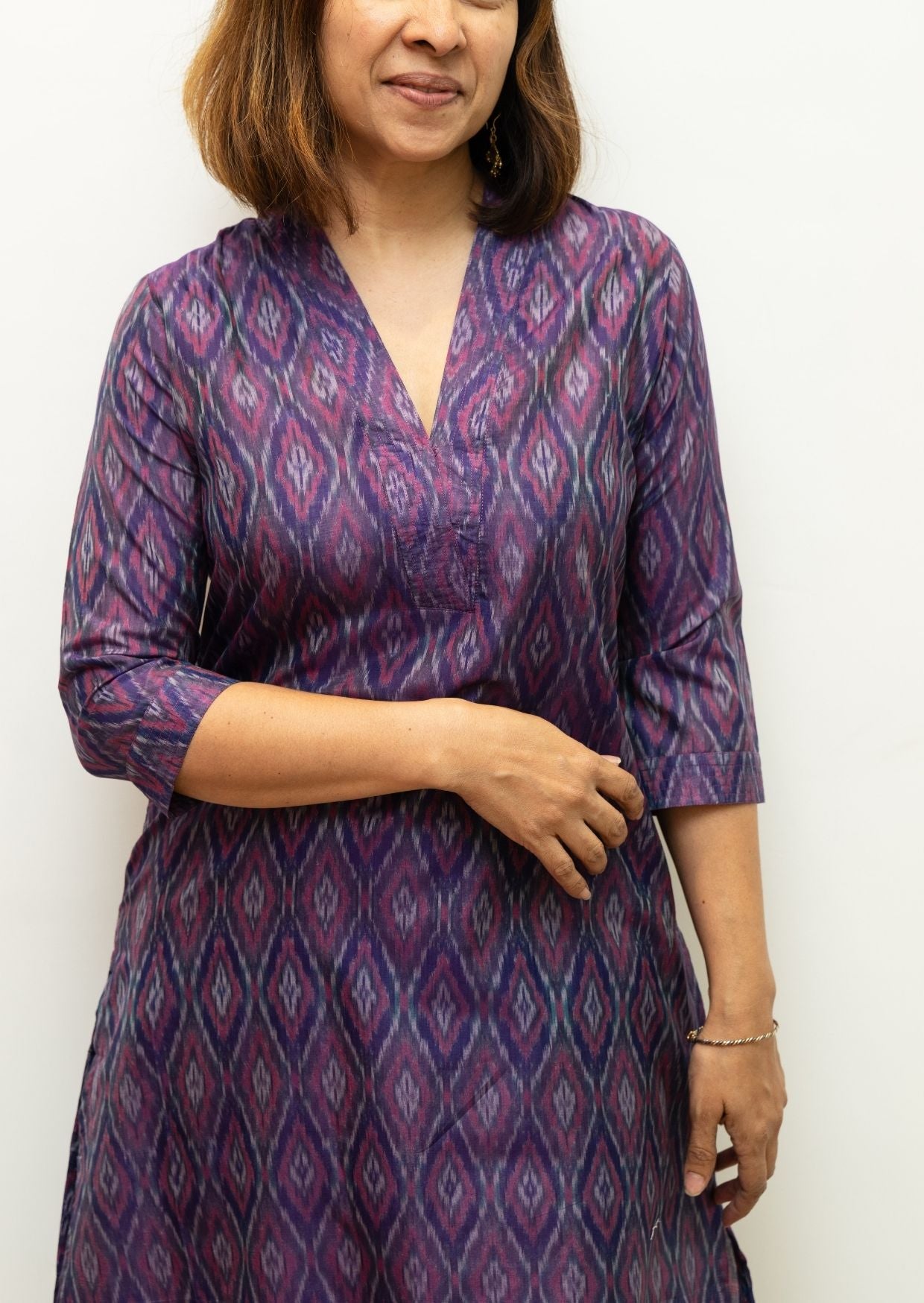Purple V Neck Stitchline Superfine Ikkat Cotton Kurta