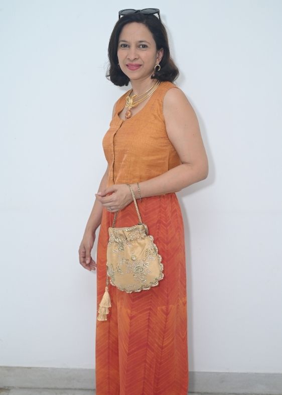 Orange sleeveless cotton tissue princess cut top