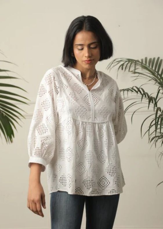 White embroidery cotton top - SS 2425