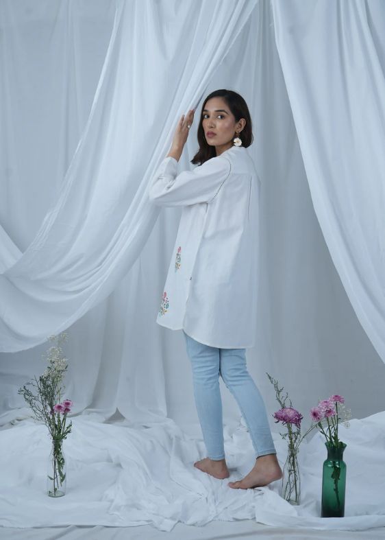 White embroidery Tunic-SS 2444