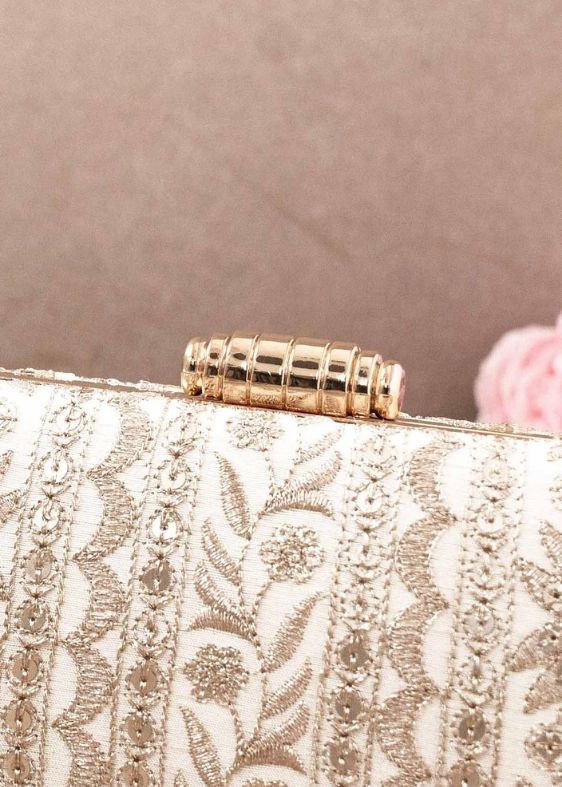 Mirai embroidery clutch cream