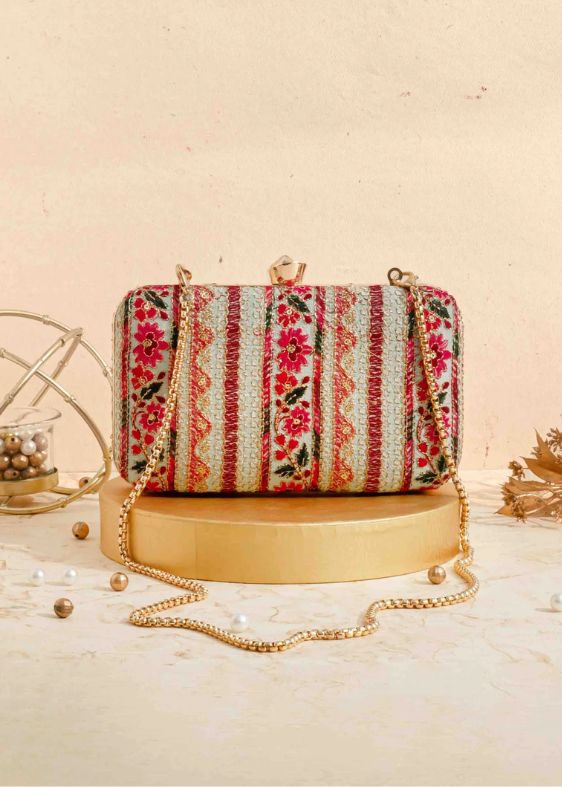 Zuri Box Clutch Mint