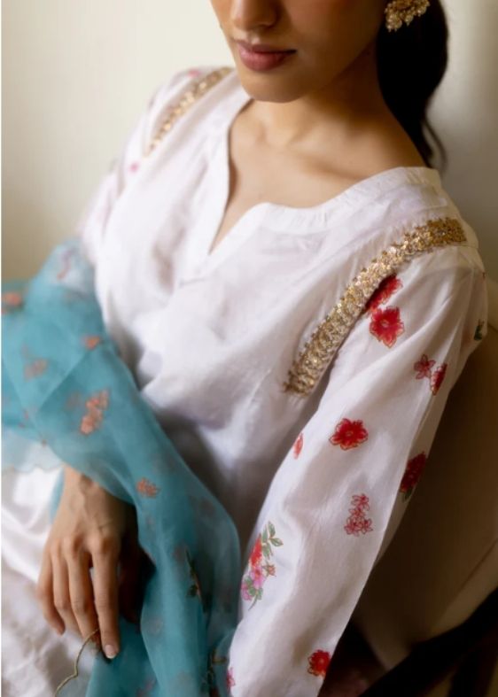 Naaz Silk Set