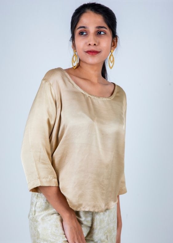 Round neck beige blouse