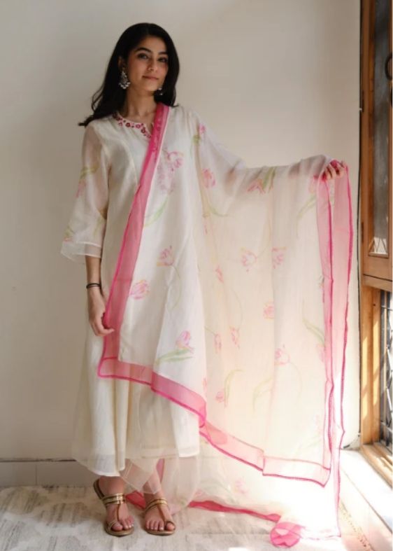 Tulip Ruhi Set