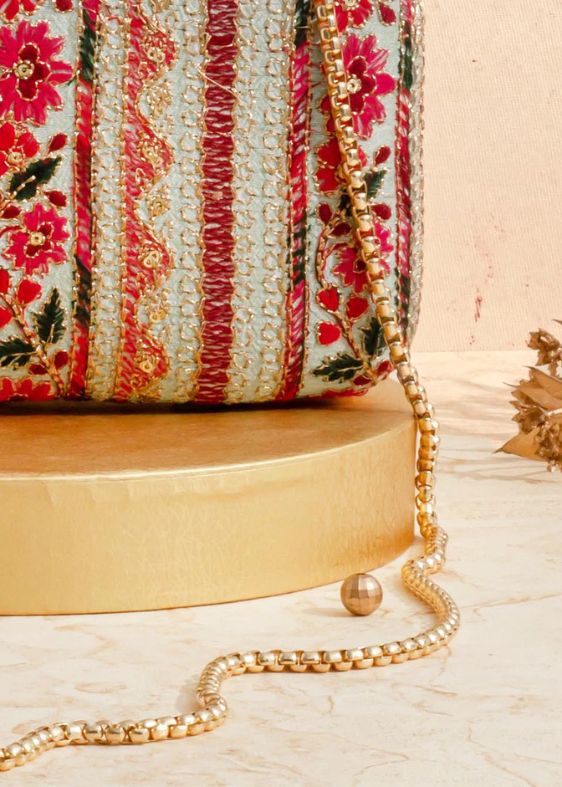 Zuri Box Clutch Mint