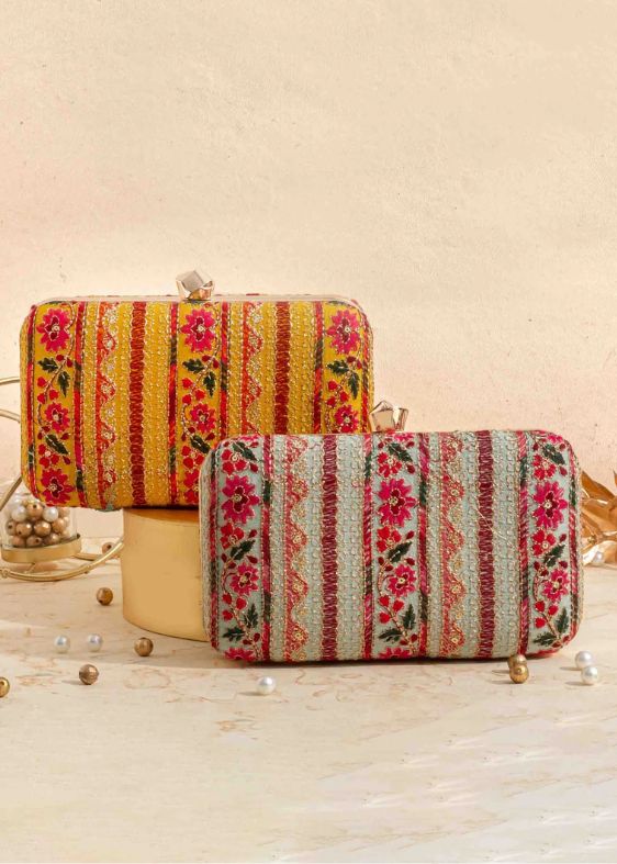 Zuri Box Clutch Mint