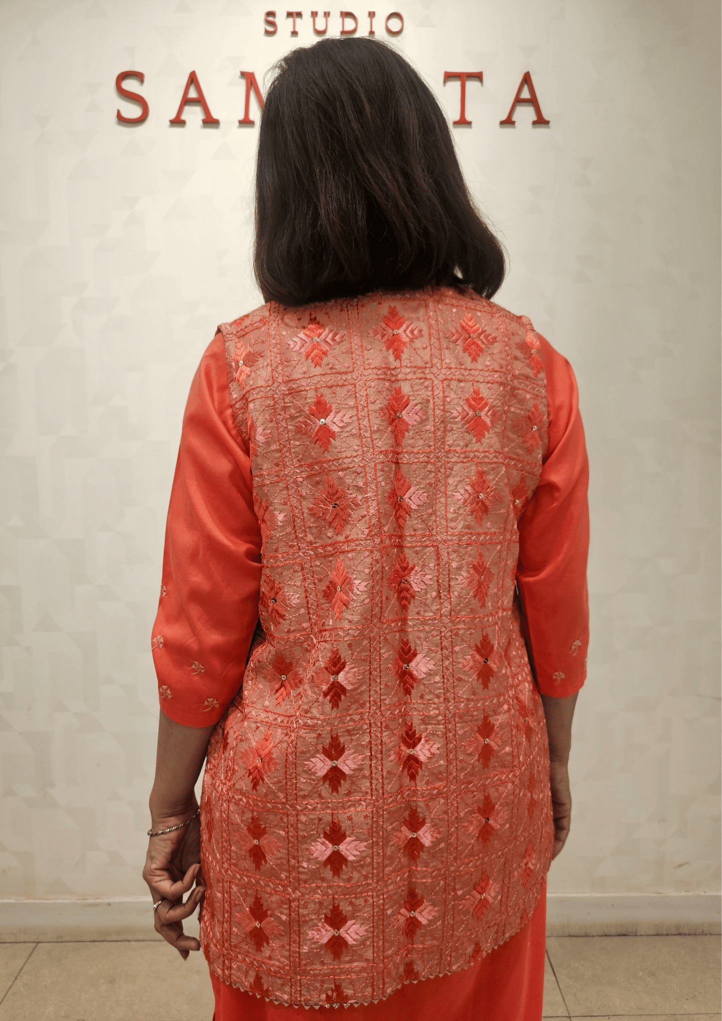 Pink Gold Phulkari Hand Embroidery Sleeveless Hip Length Silk Jacket