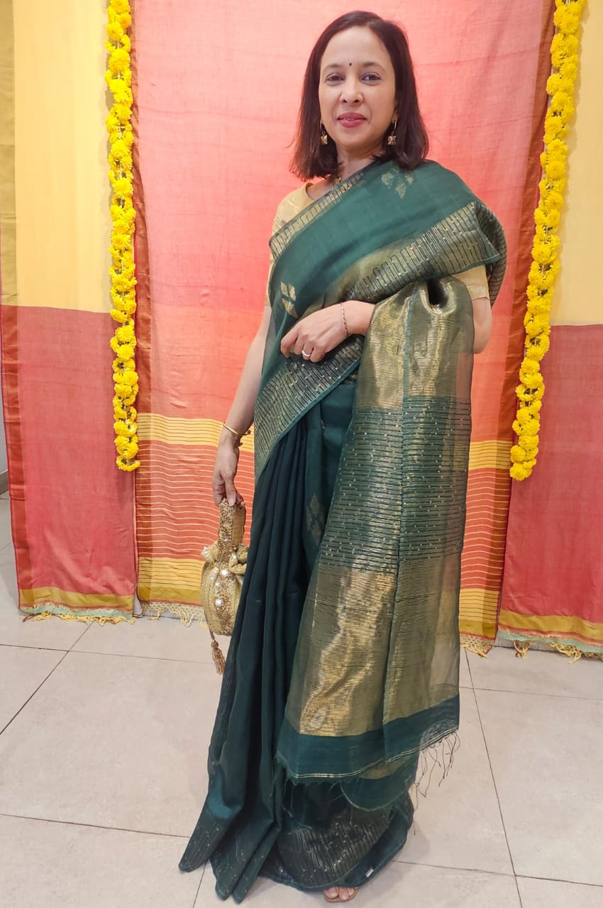 Green Woven Sequins Jamdani Tussar Silk Saree