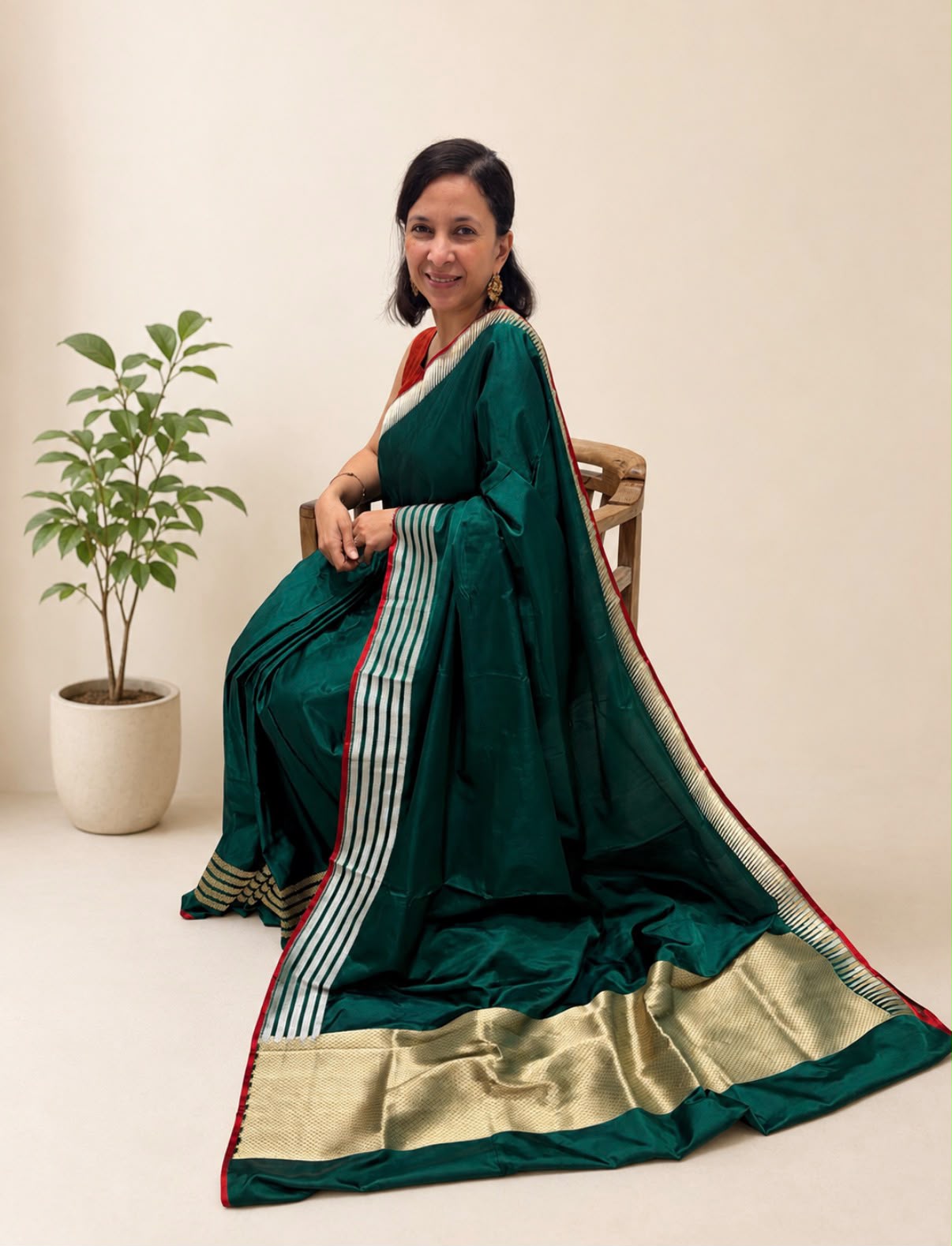 Green Banarasi Tanchoi Silk Saree