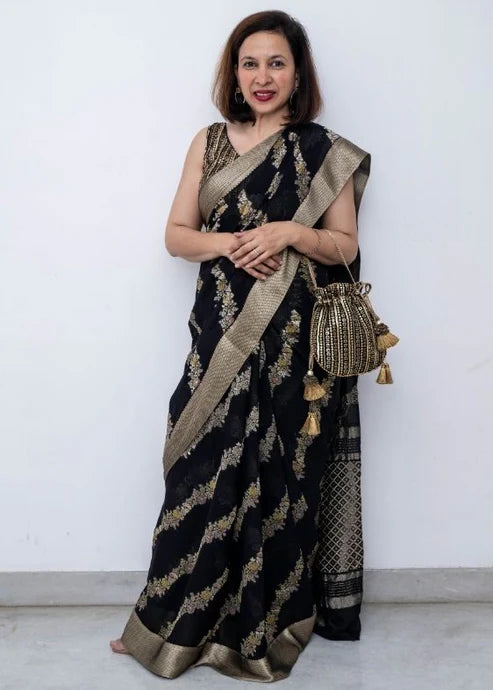 Black Gold Diagonal Flowers Georgette Silk Saree