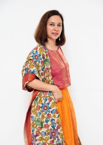 Beige and Red Border Hand PaintedKalamkari Dupatta