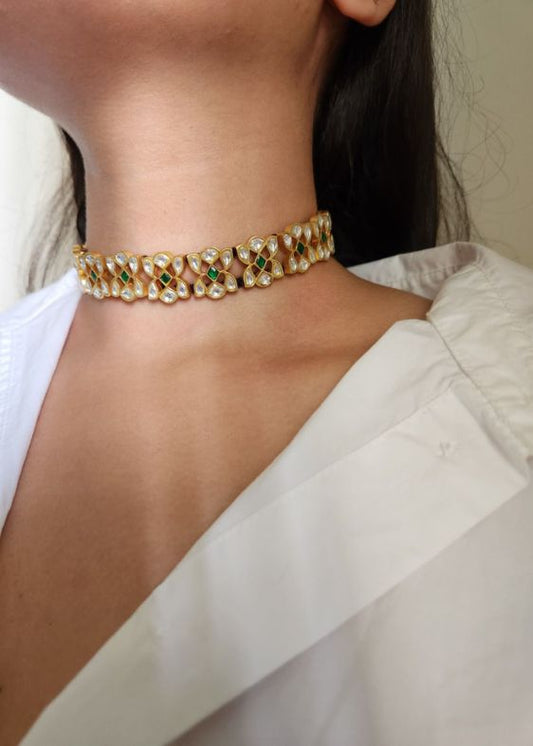 Green and white stones silver gold plated choker