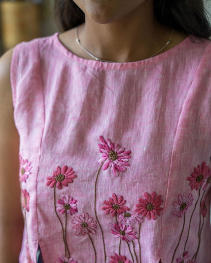 Pink Linen Floral Embroidery Sleeveless Linen Top
