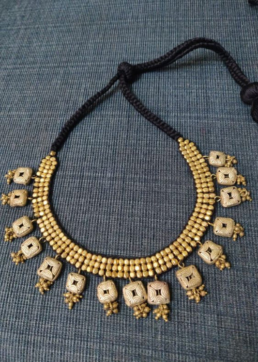 Three step pearls with square pendants