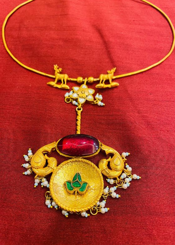 Peacock and deer with red stone Choker