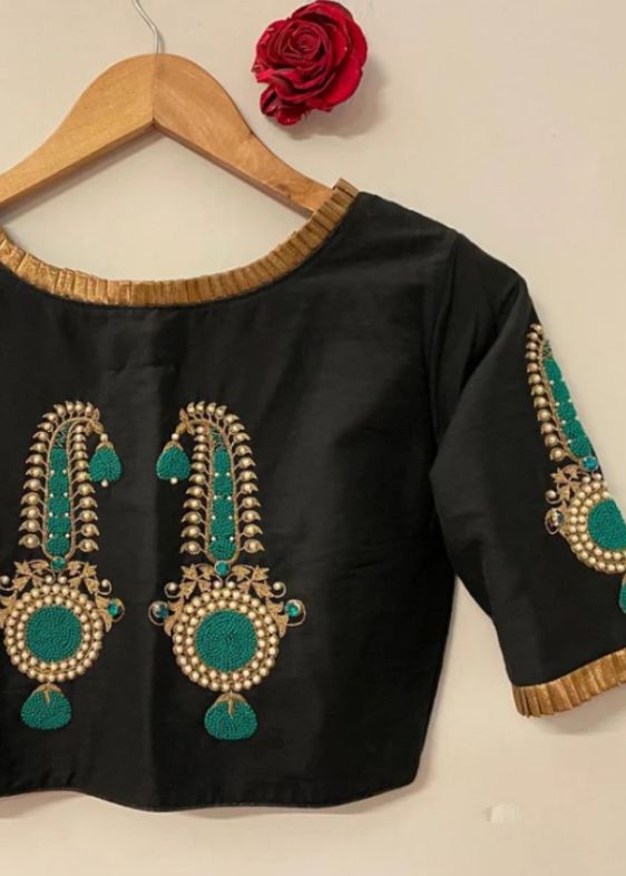 Safa Kalangi Blouse