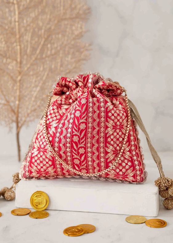 Mirai Red Potli - AM PT 1122 0002