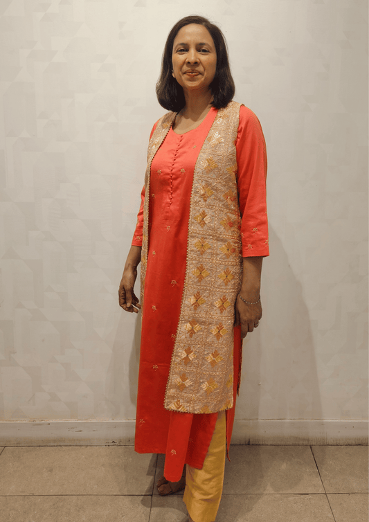 Peach Phulkari Hand Embroidery Sleeveless Silk Jacket
