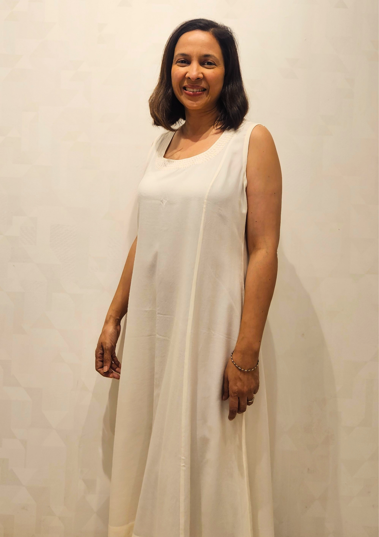 White Round Neck Hand Embroidery Sleeveless Cotton Viscose Dress