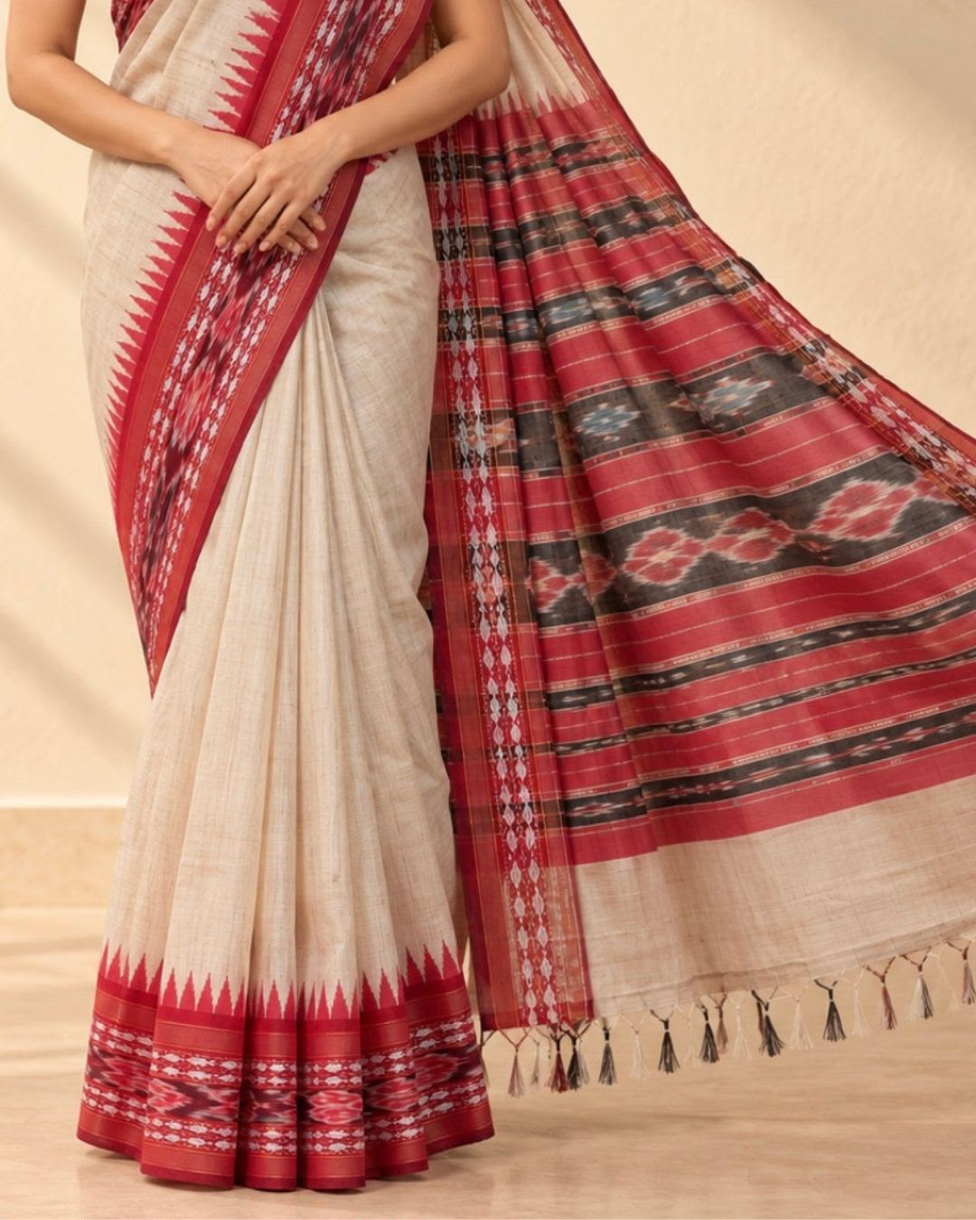 Beige Red Temple Border Chhattisgarh Tussar Silk Saree