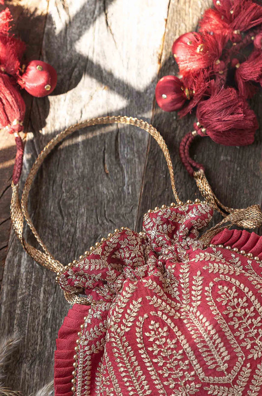 Leela Heritage Potli - Maroon AM-PT-1220-0012