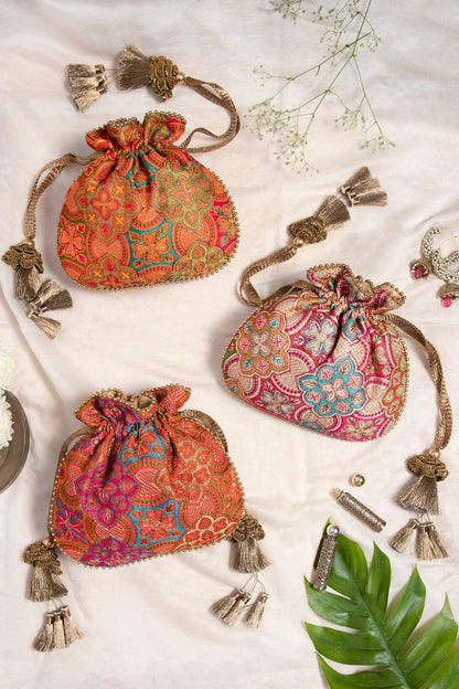 Amna Potli bag - Orange
AM-PT-0320-0003