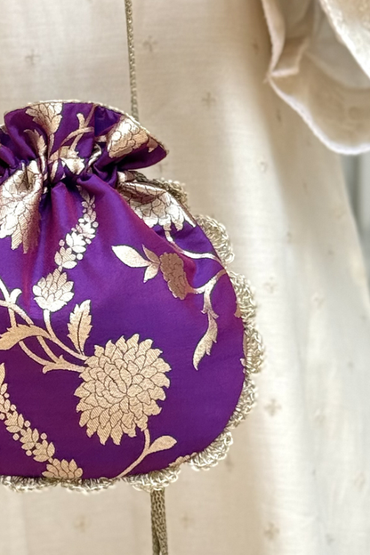 Satrangi Banarasi potli - Purple
AM-PT-0426-0014
