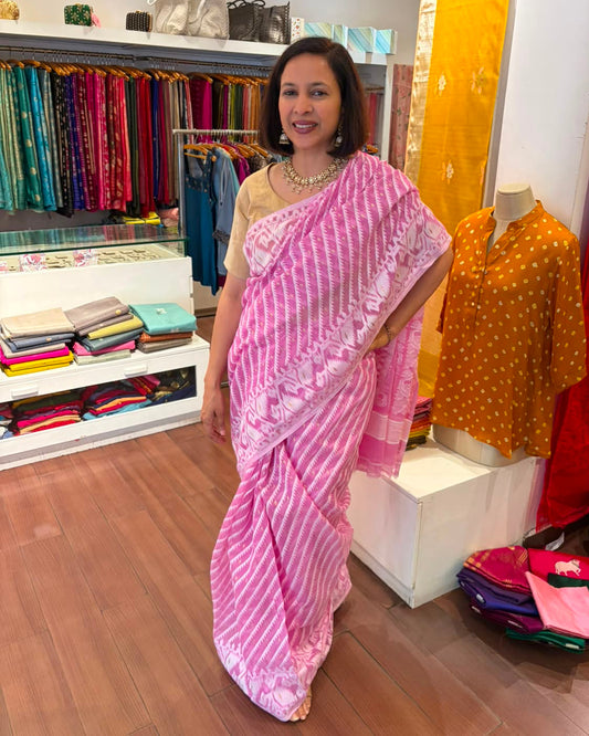 Pink Daccai Muslin Jamdani Saree with Zari Work