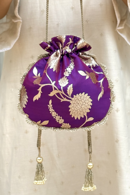 Satrangi Banarasi potli - Purple
AM-PT-0426-0014
