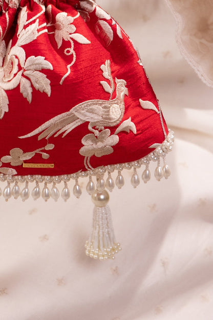 Bulbul Embroidered Top handle Potli - Red
AM-PT-0726-0011