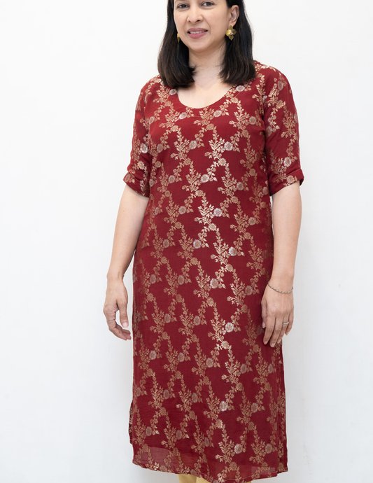 Maroon Floral U Neck Georgette Banarasi Silk Kurta