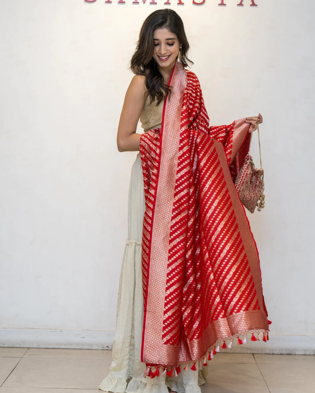 Red Banarasi Katan Silk Butta Dupatta