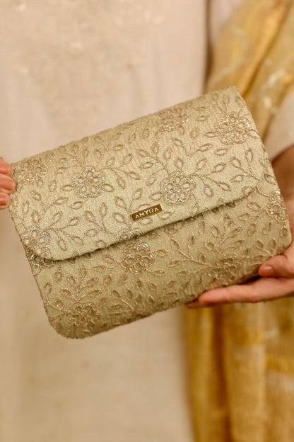 Tarang Flapover Bag - Light Gold
AM-BC-0425-0004