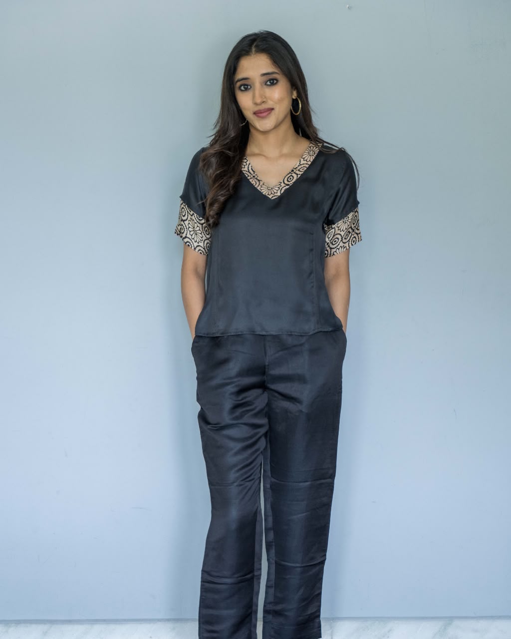 Black Modal V Neck Cuff Printed Top
