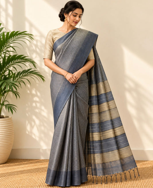 Grey Hand Woven ZigZag Chattisgarh Tussar Silk Saree - samasta.in #