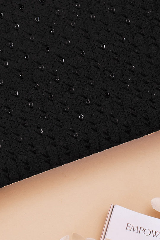 Noir Black Clutch
AM-BC-0523-0004