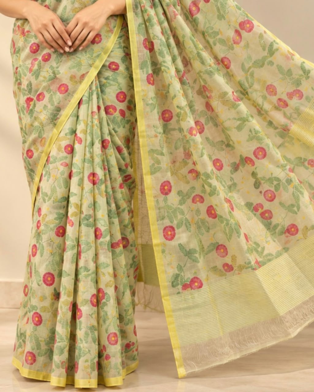 Pista Green Red Floral Jaal Printed Marm Chanderi Silk Cotton Saree