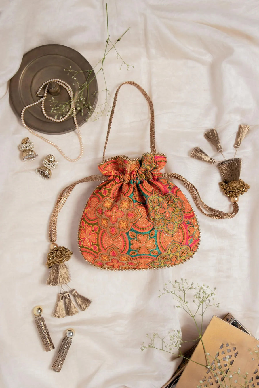 Amna Potli bag - Orange
AM-PT-0320-0003