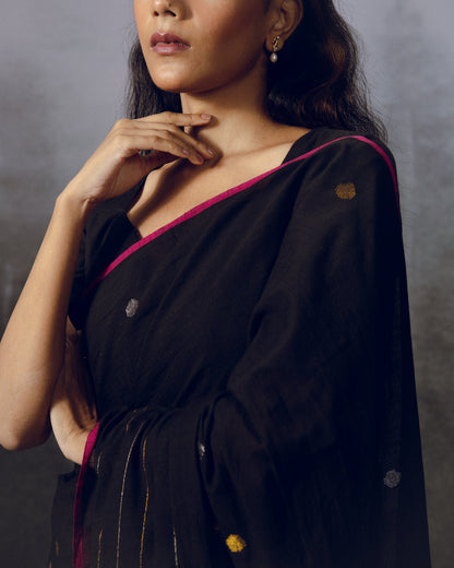 Black Zari Lines Jamdani Cotton Saree