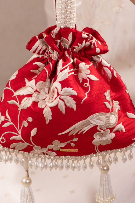 Bulbul Embroidered Top handle Potli - Red
AM-PT-0726-0011